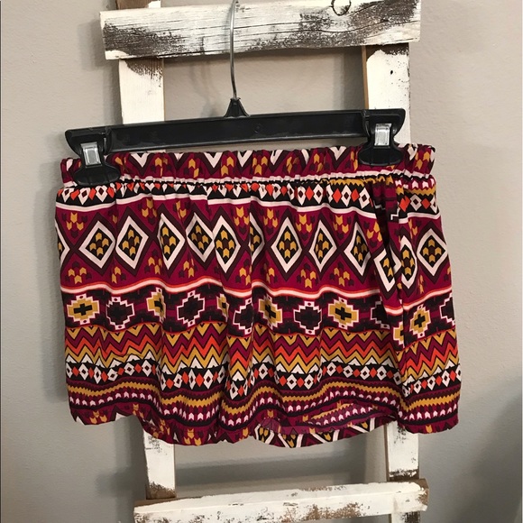 Aztec Pattern Shorts - Picture 3 of 3